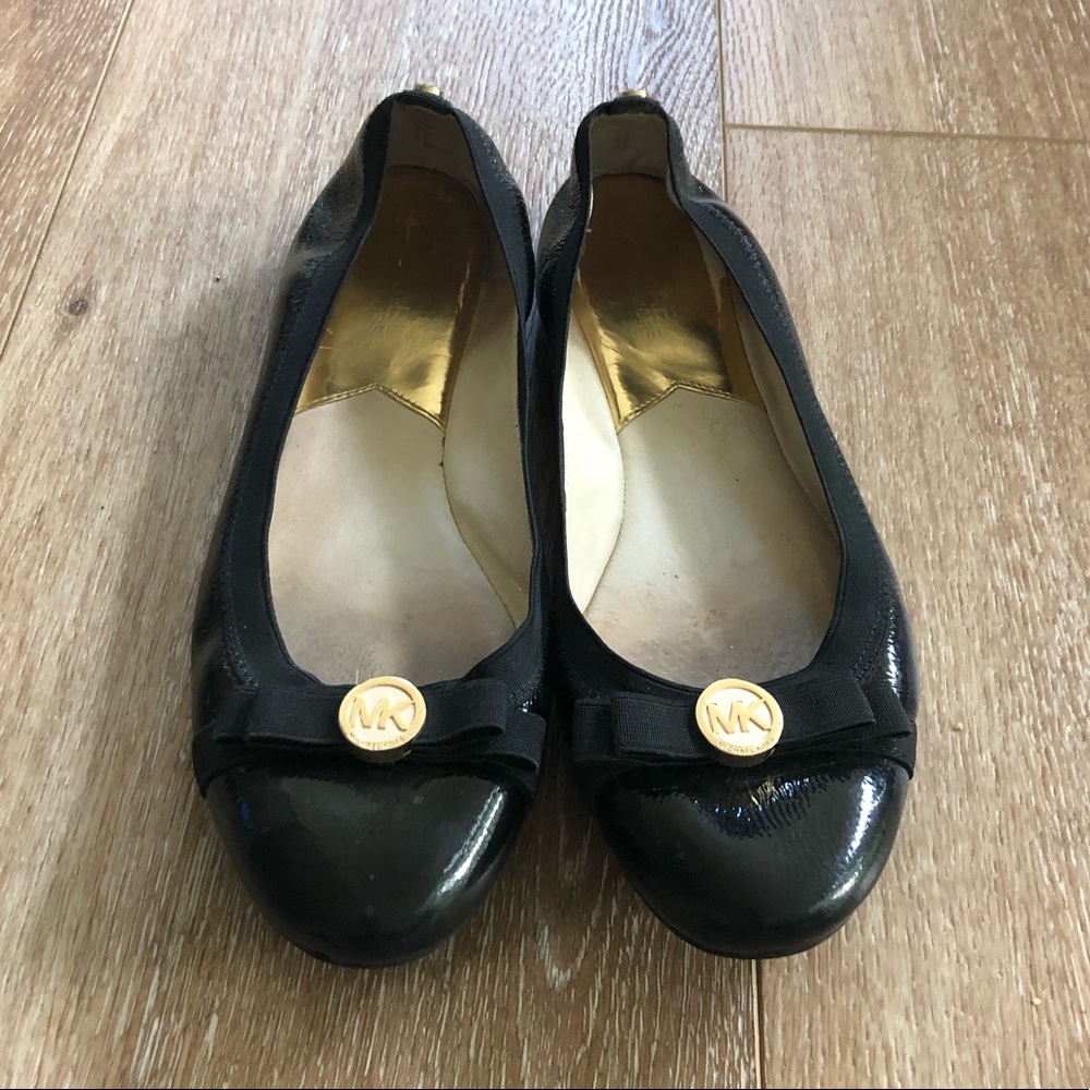 Michael Kors black flats